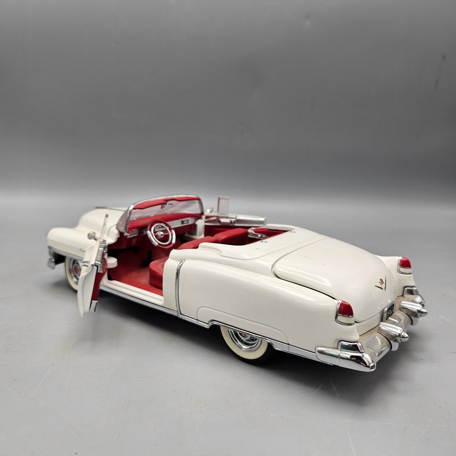 Franklin Mint 1953 Cadillac Eldorado Convertible Precision Diecast Model Car