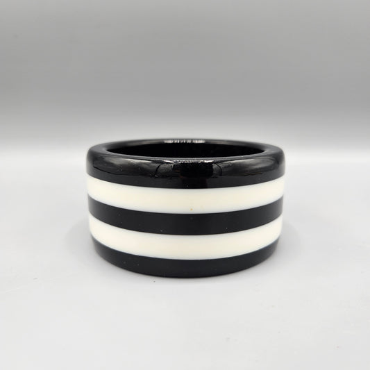 Retro Black & White Bangle Bracelet - Signed