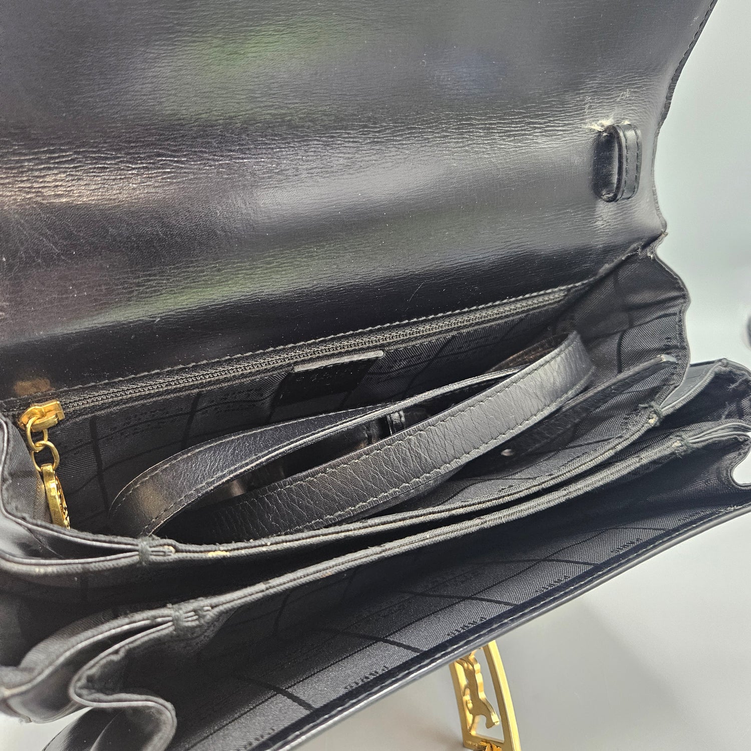 Celine discount leather purse