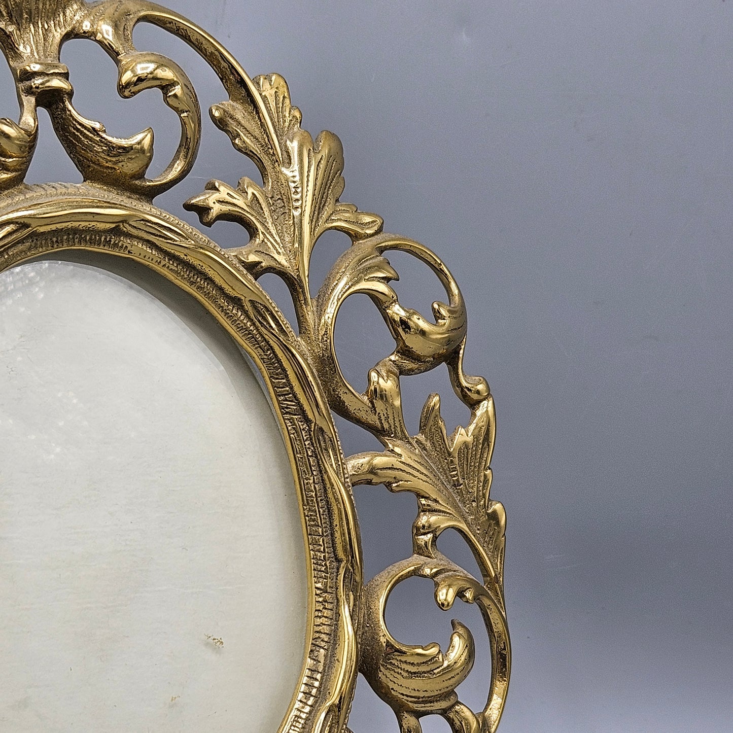 Vintage Virginia Metal Crafters Ornate Brass Table Top Picture Frame