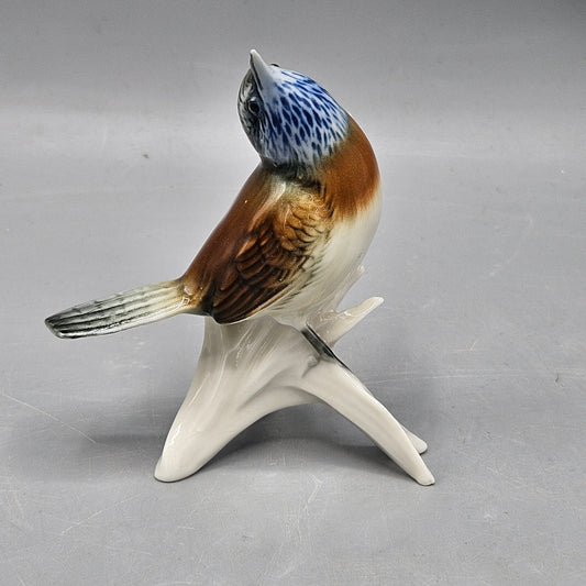 Signed Vintage Karl Ens Volkstedt Porcelain Germany Chestnut-Breasted Wren Figurine