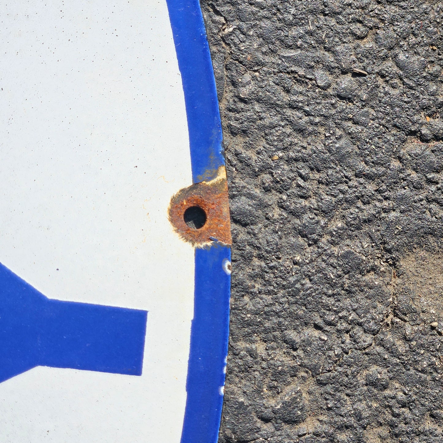 Porcelain on Metal Round VW Bus Sign