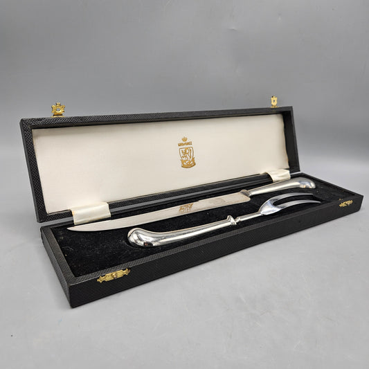 Kirk & Matz Sheffield Pistol-Handled Queen Anne Carving Set