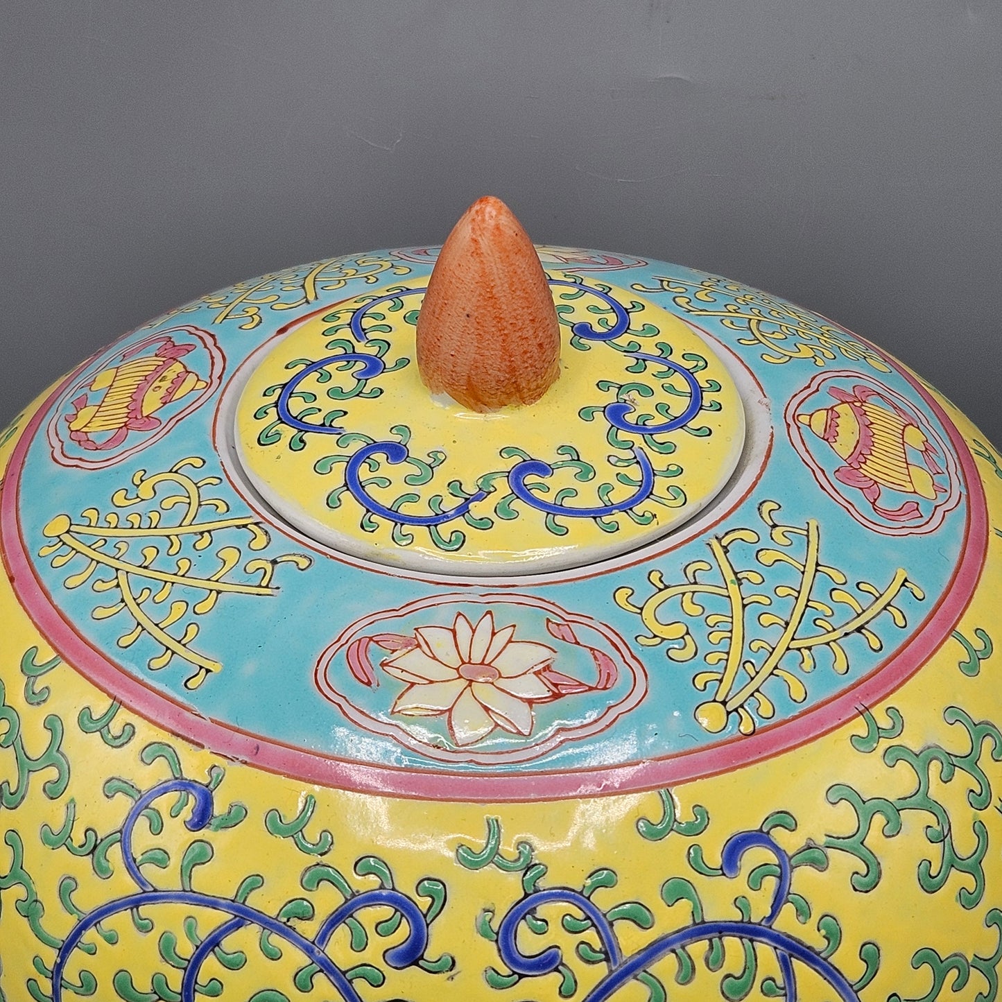 Chinese Porcelain Yellow Ginger Jar