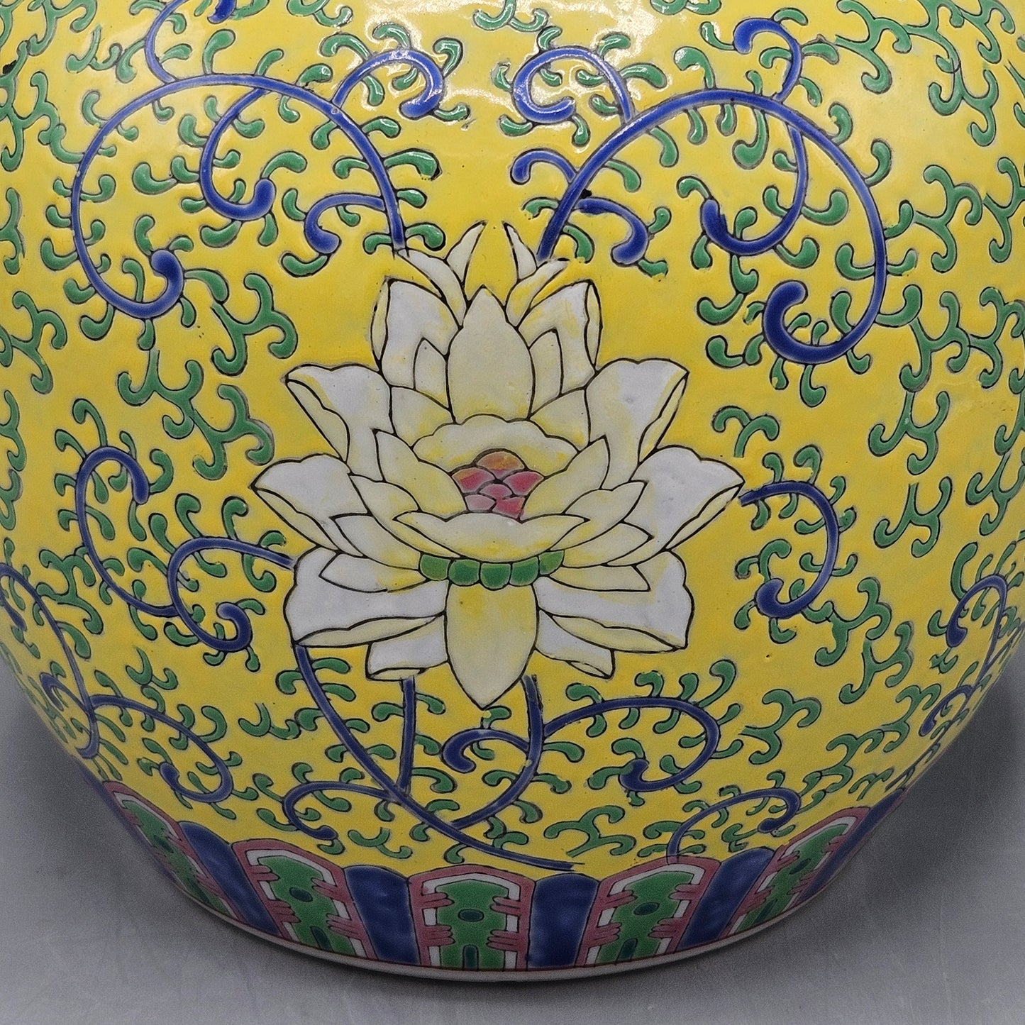 Chinese Porcelain Yellow Ginger Jar