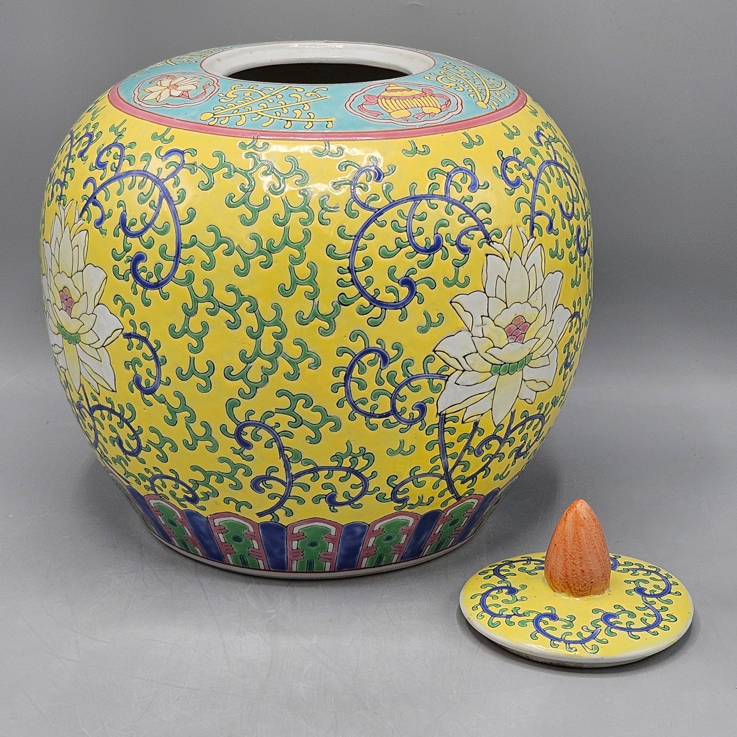 Chinese Porcelain Yellow Ginger Jar