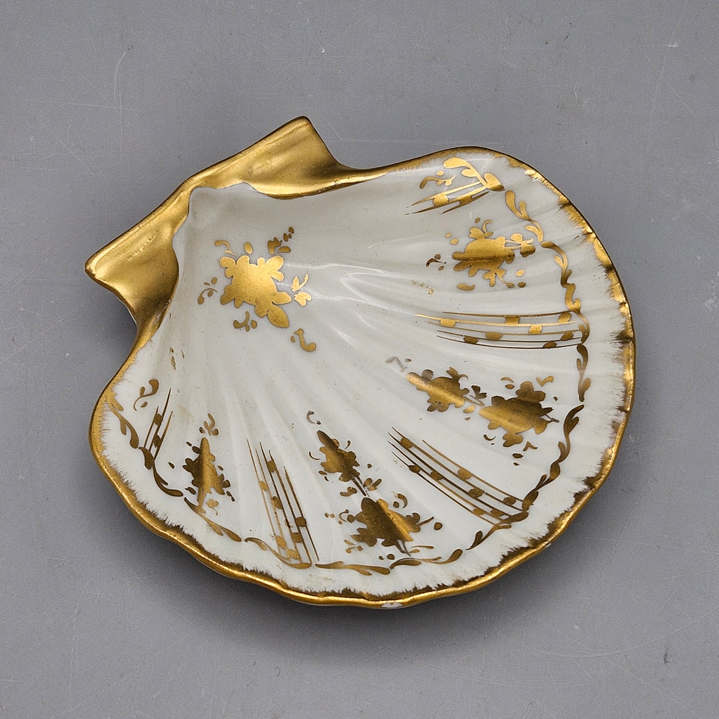 Gold-Decorated Limoges Porcelain Scallop Shell