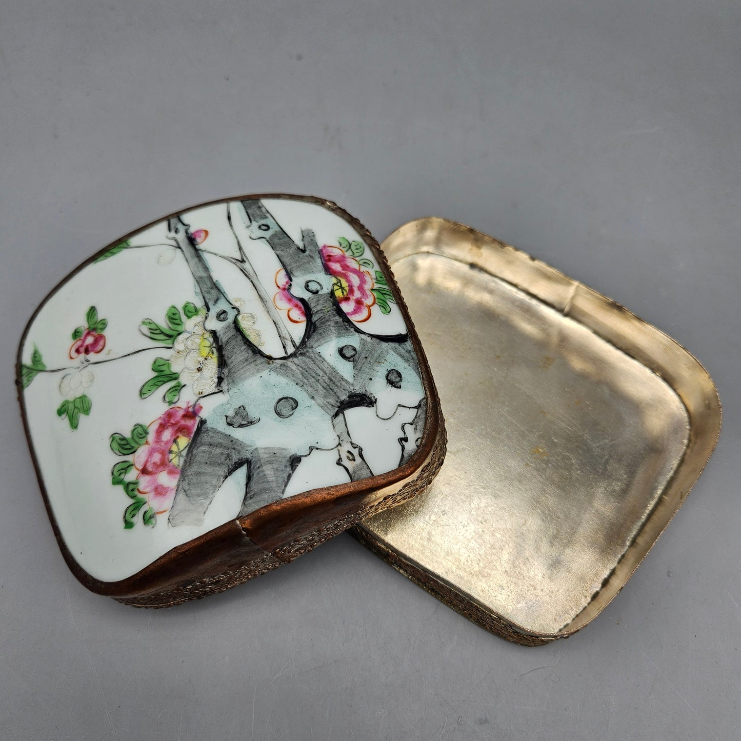 Chinese Porcelain Fragment/Shard Mounted Box