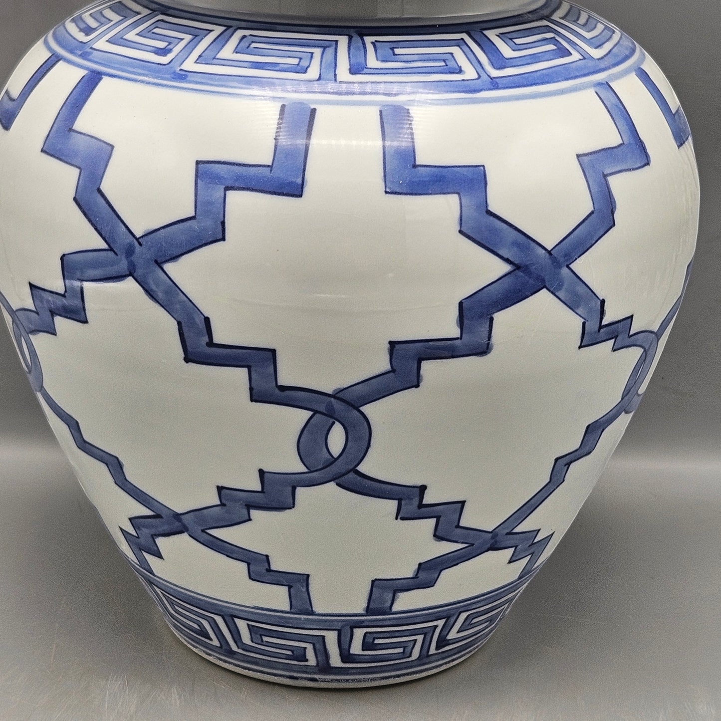 Chinese Porcelain Blue & White Temple Jar