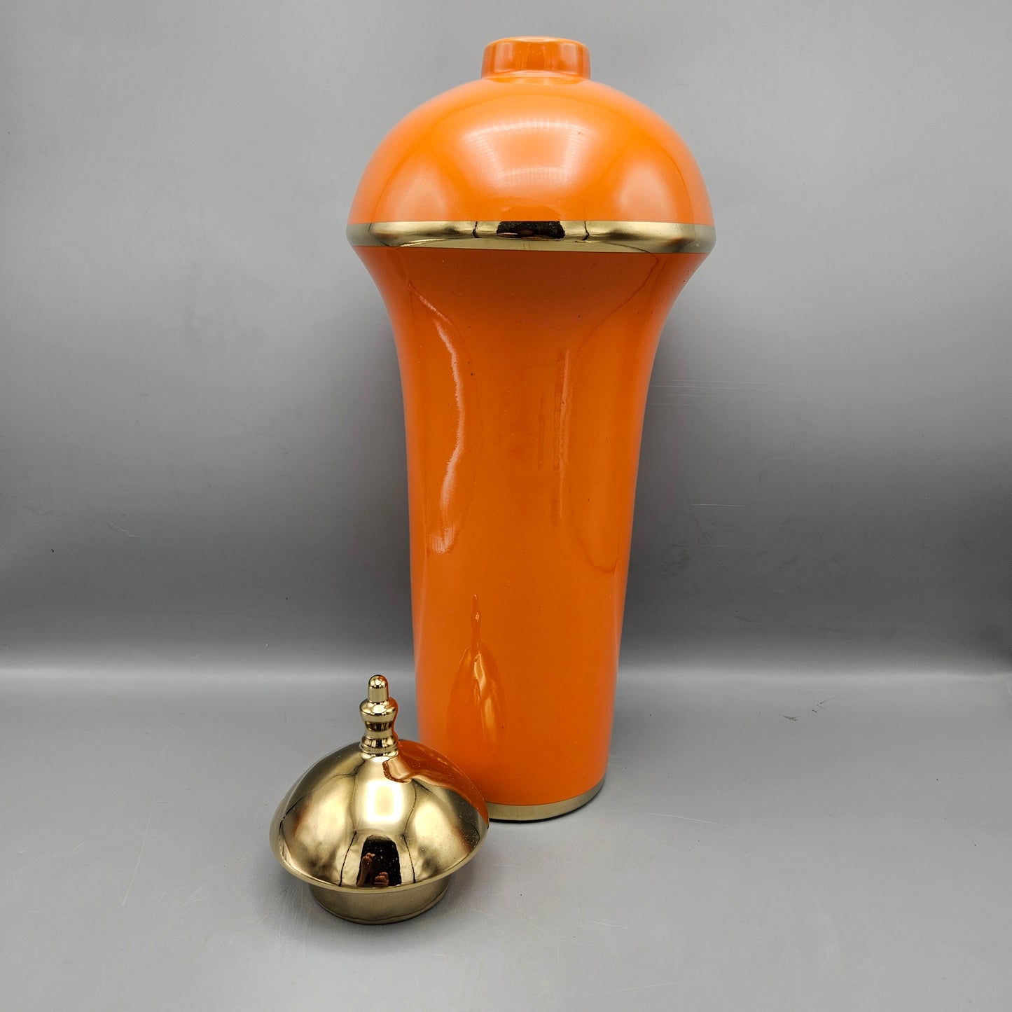 Chinese Orange and Gold Porcelain Lidded Jar