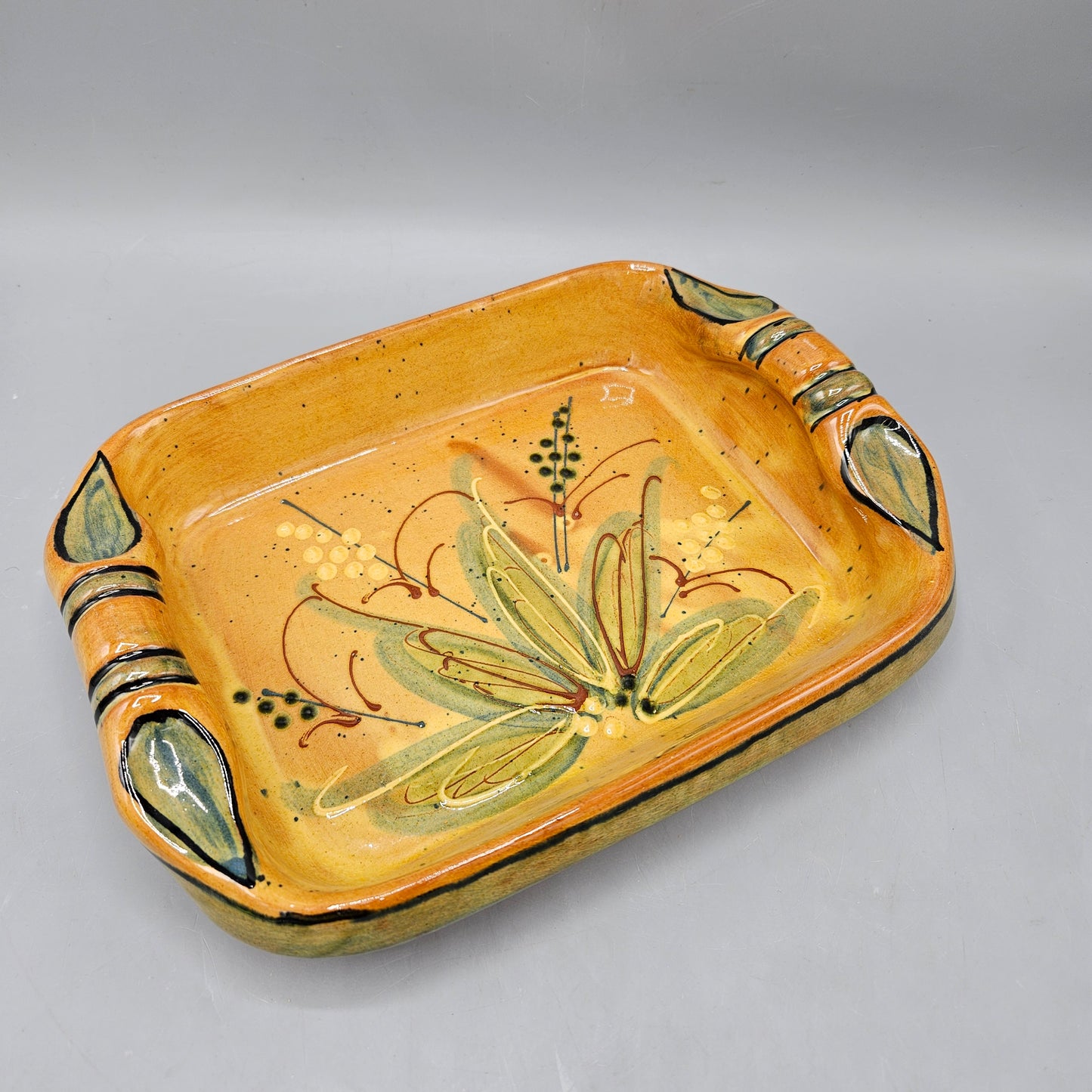 Terraghja Corsica Pottery Slip-Decorated Platter