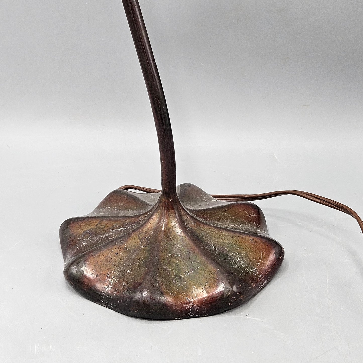 1981 John Cook Lily Table Lamp with Art Glass Shade