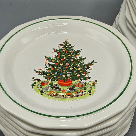 Pfaltzgraff Christmas Heritage Salad Plates - Set of Seven