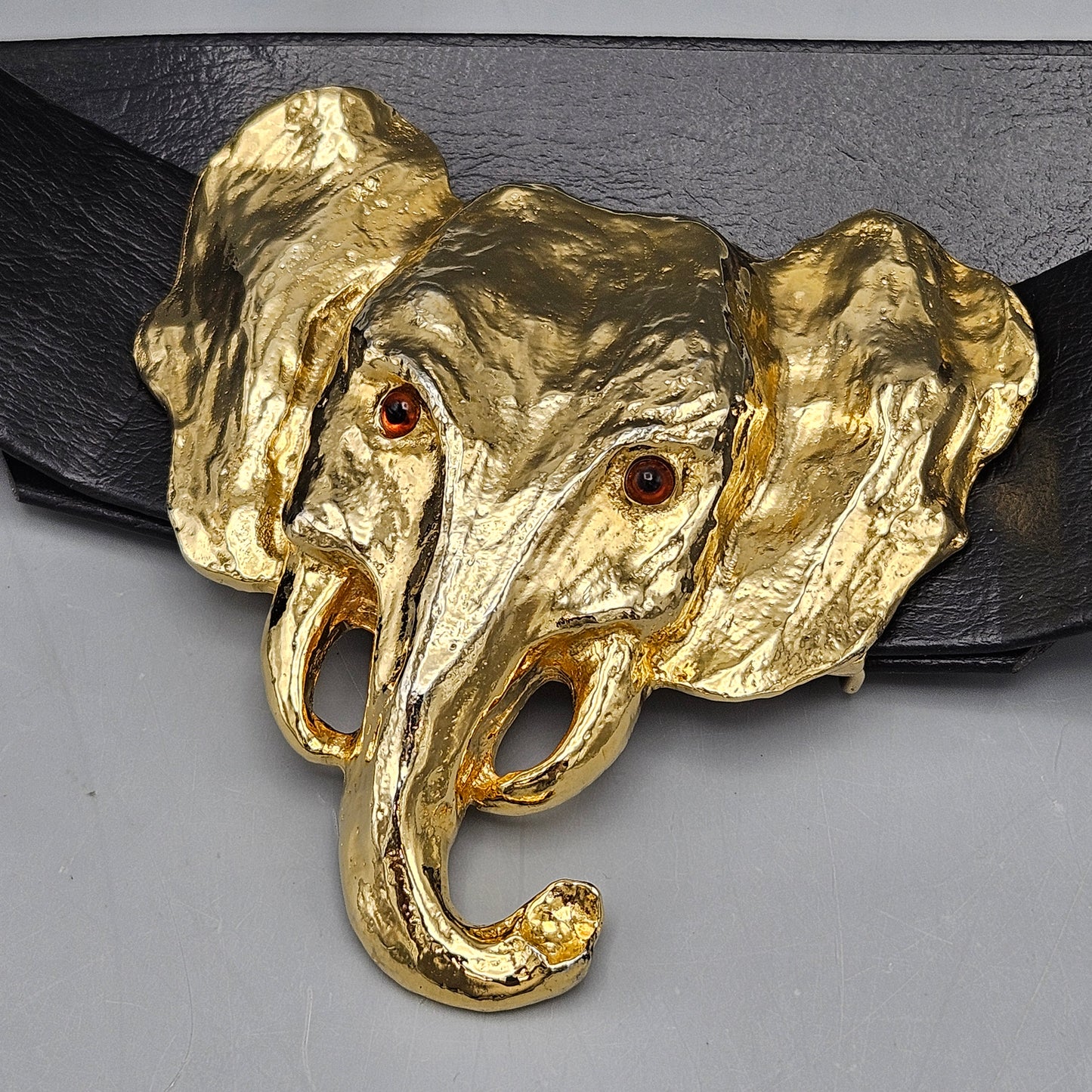 Vintage MiMi Di N Gold Toned Elephant Buckle Belt with Black Leather