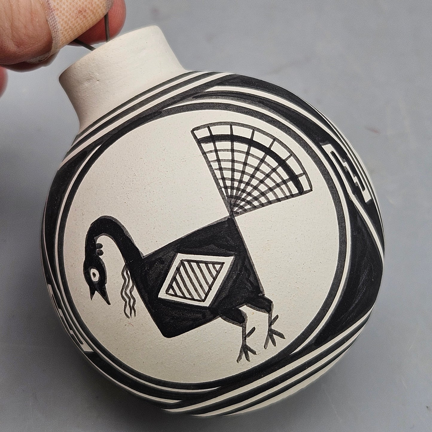 Kimo Decora Isleta Wit Native American Pottery Ball