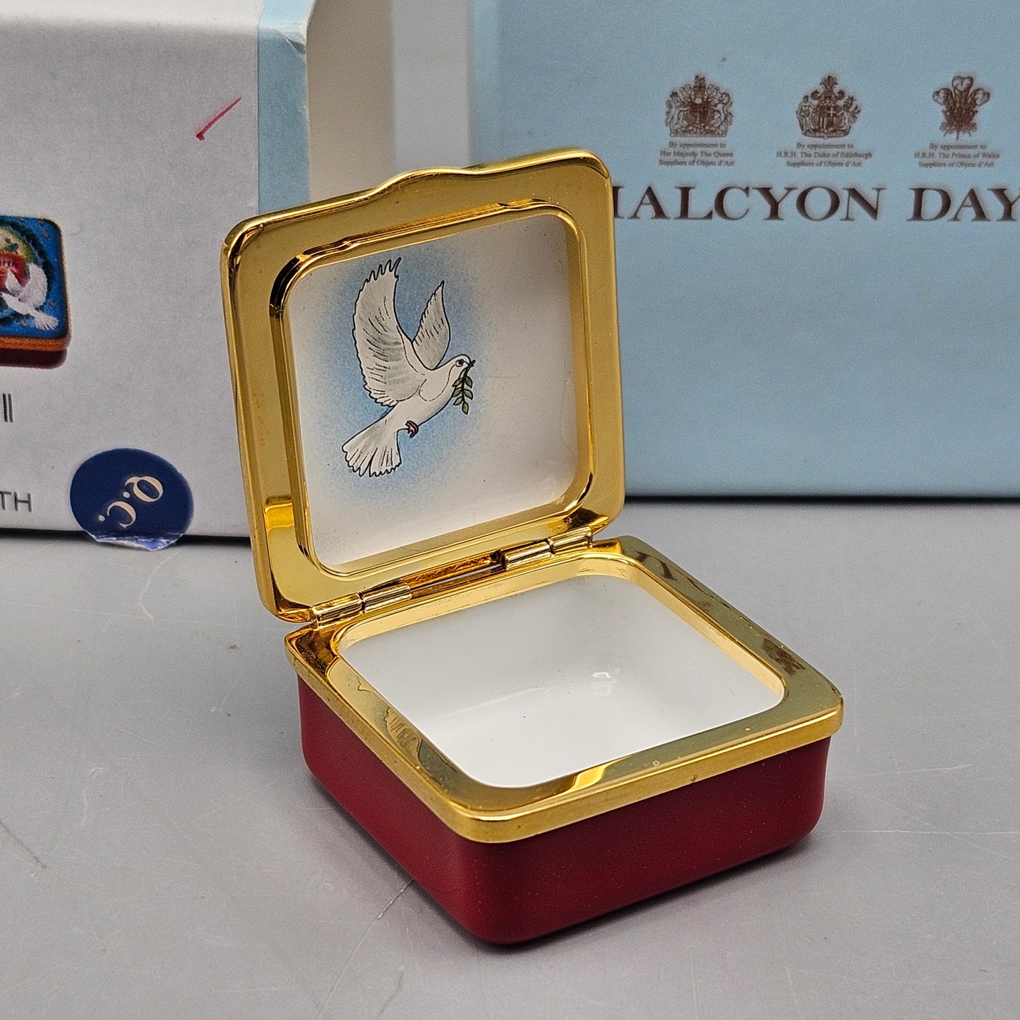 Halcyon Days Peace on Earth Enamel Trinket Box in Box (Rare)