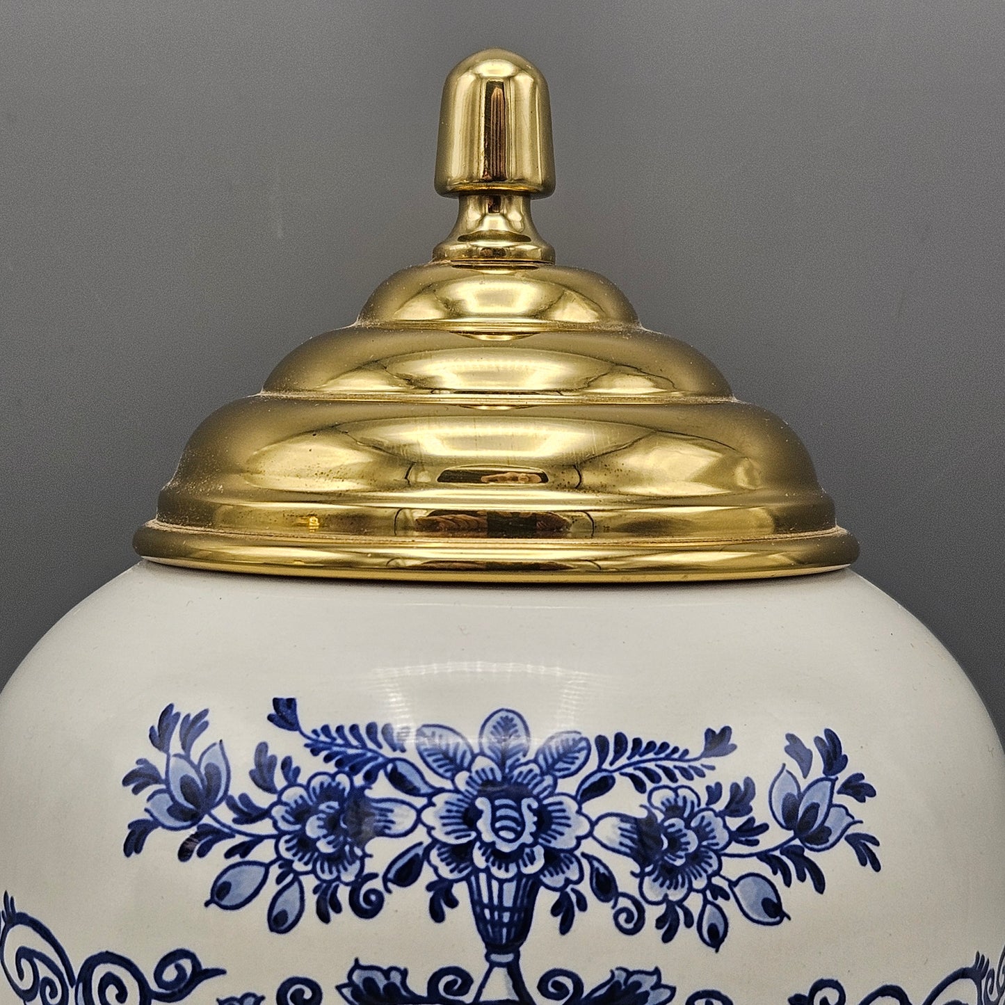 "Avalon" New Jersey Royal Goedewaagen Delft Tobacco Jar with Brass Lid - Made in Holland