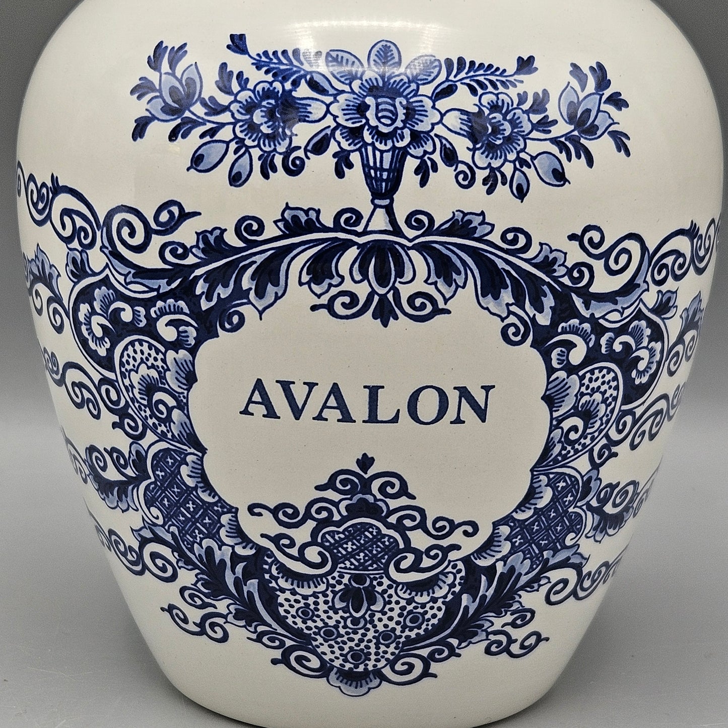 "Avalon" New Jersey Royal Goedewaagen Delft Tobacco Jar with Brass Lid - Made in Holland