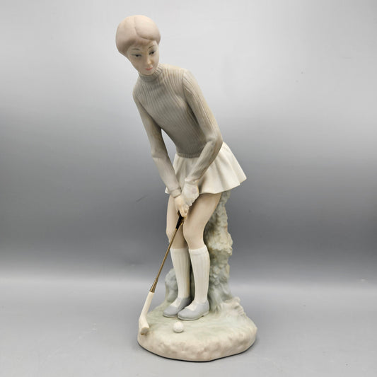 Lladro Porcelain Golf Player (Female) Figurine Matte Finish #4851