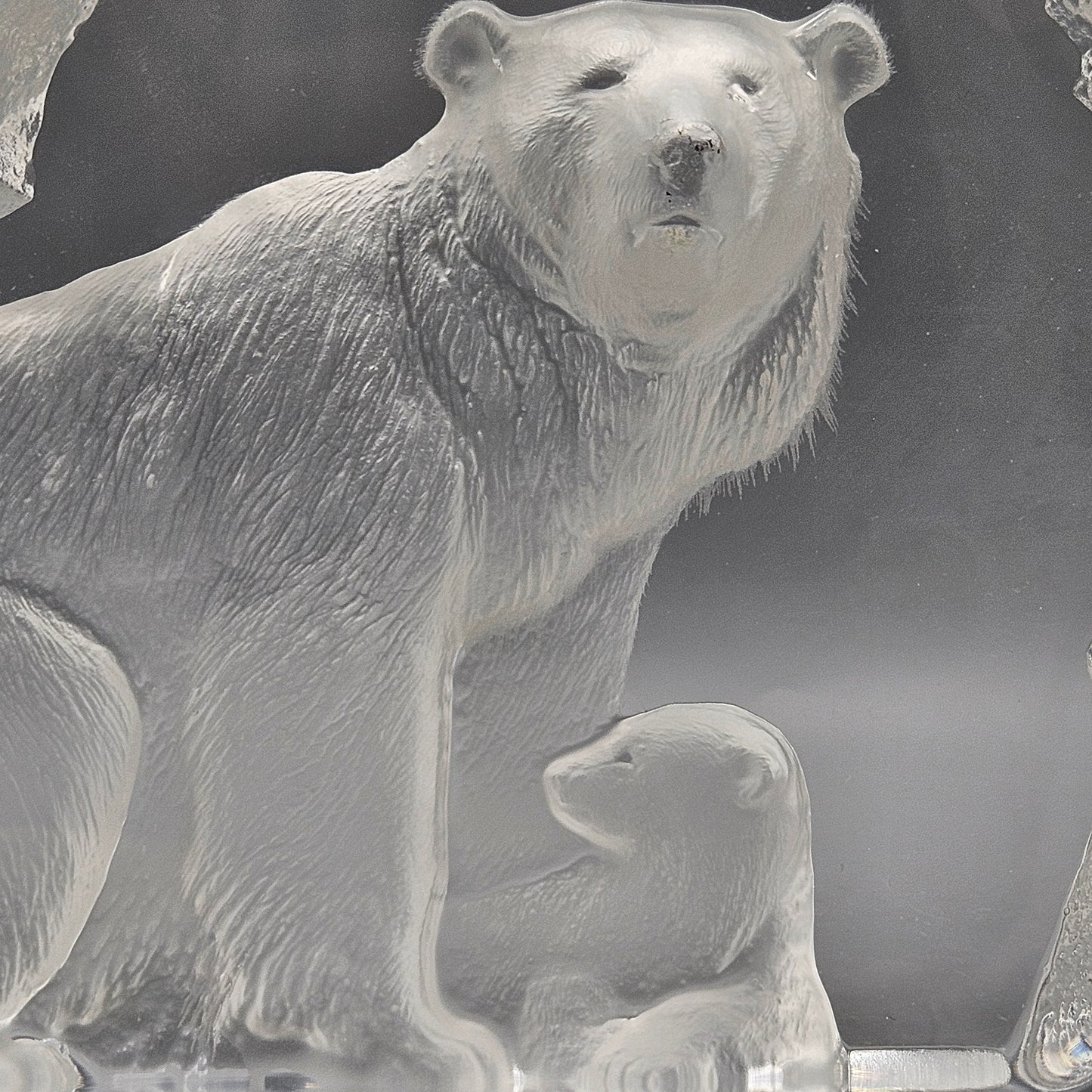 Mats Jonasson Crystal Polar Bear & Cub Relief Sculpture