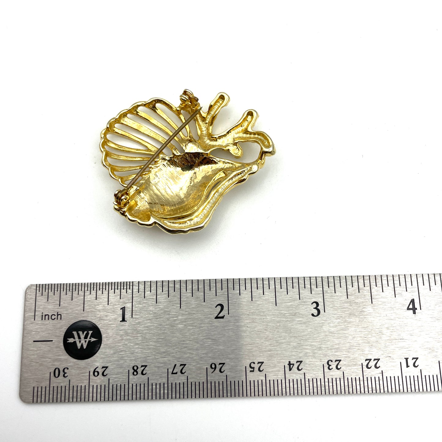 Enamel & Gold Seashell Pin