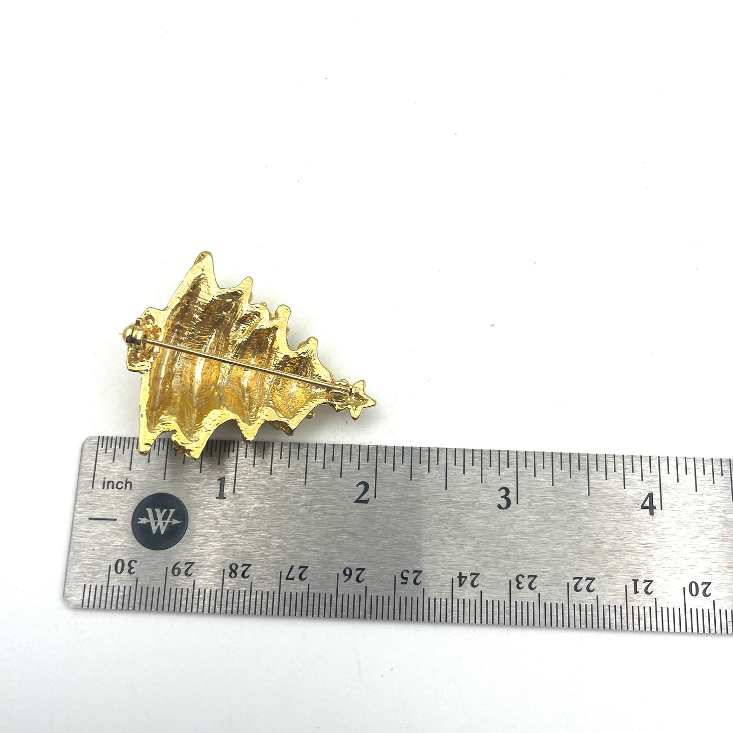 Vintage Gold Christmas Tree Pin