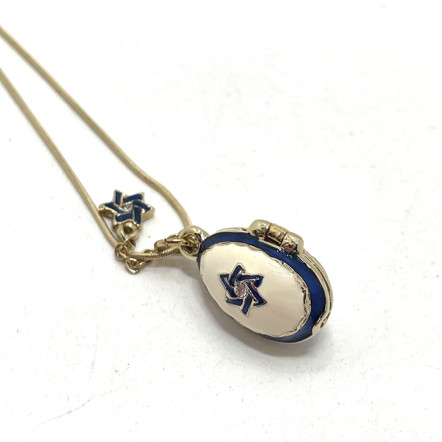 14K Gold Necklace with Star of David Locket Pendant