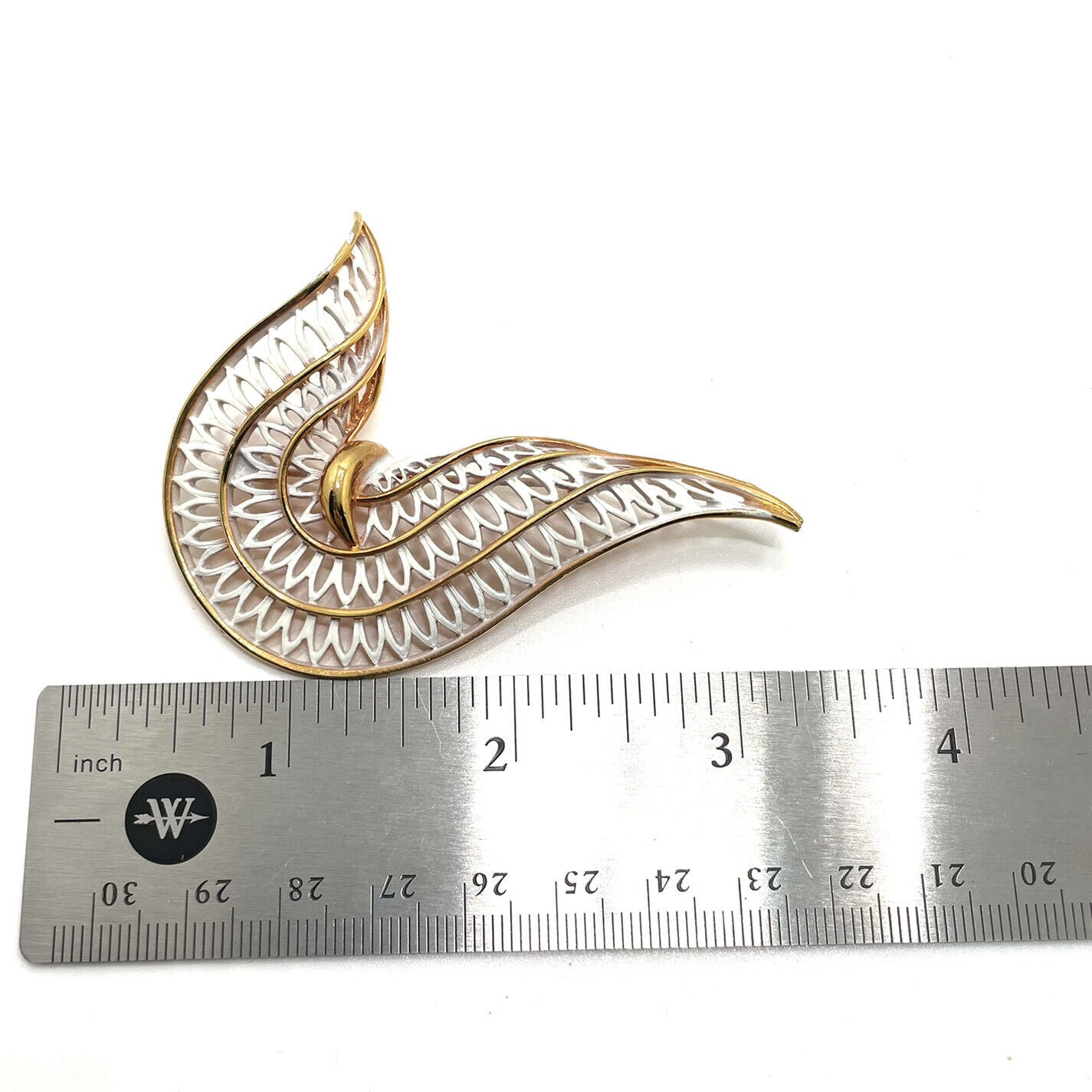 Vintage White & Gold Tone Pin